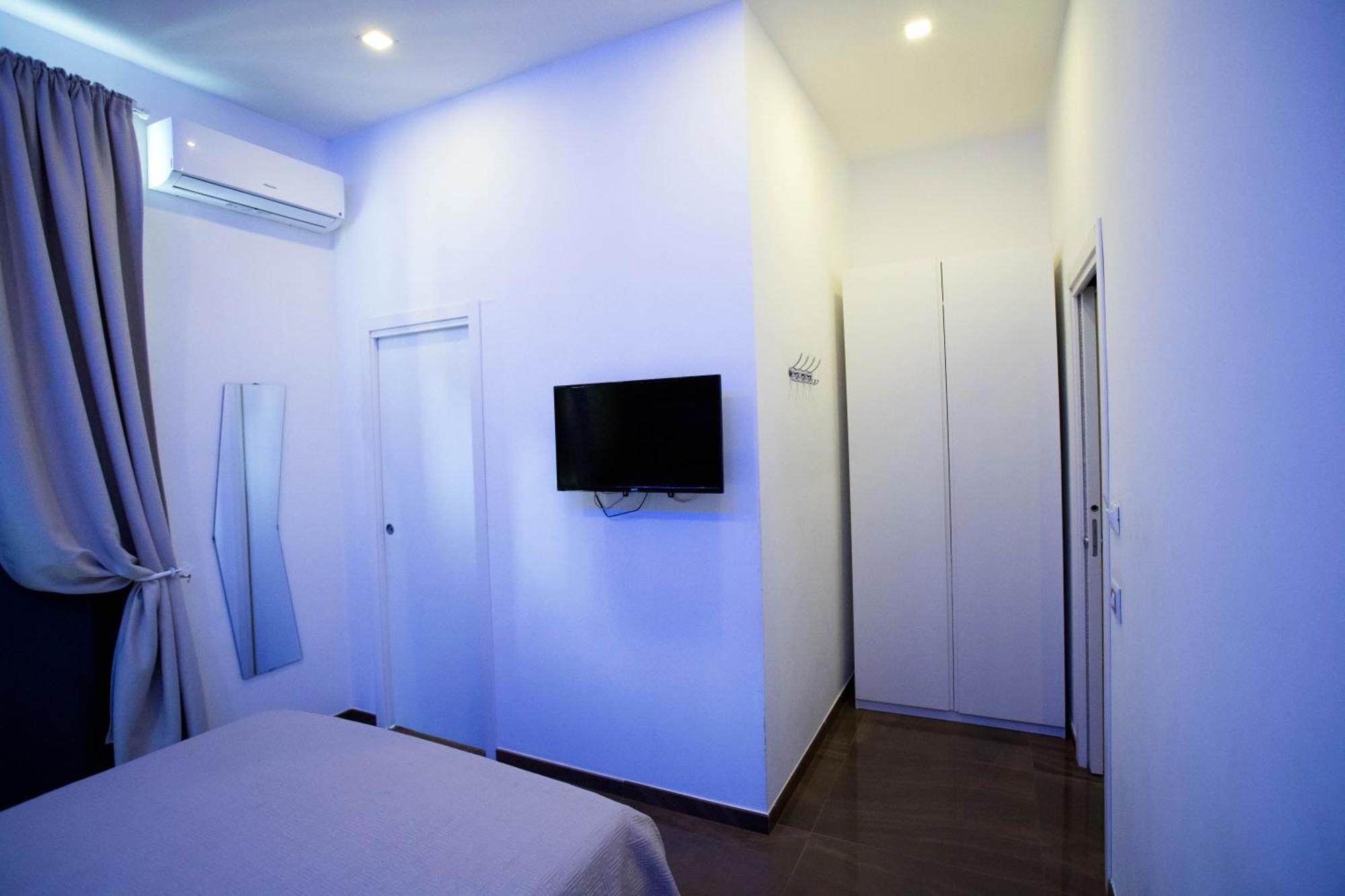 Palazzo 15 Napoli Bed & Breakfast Bagian luar foto