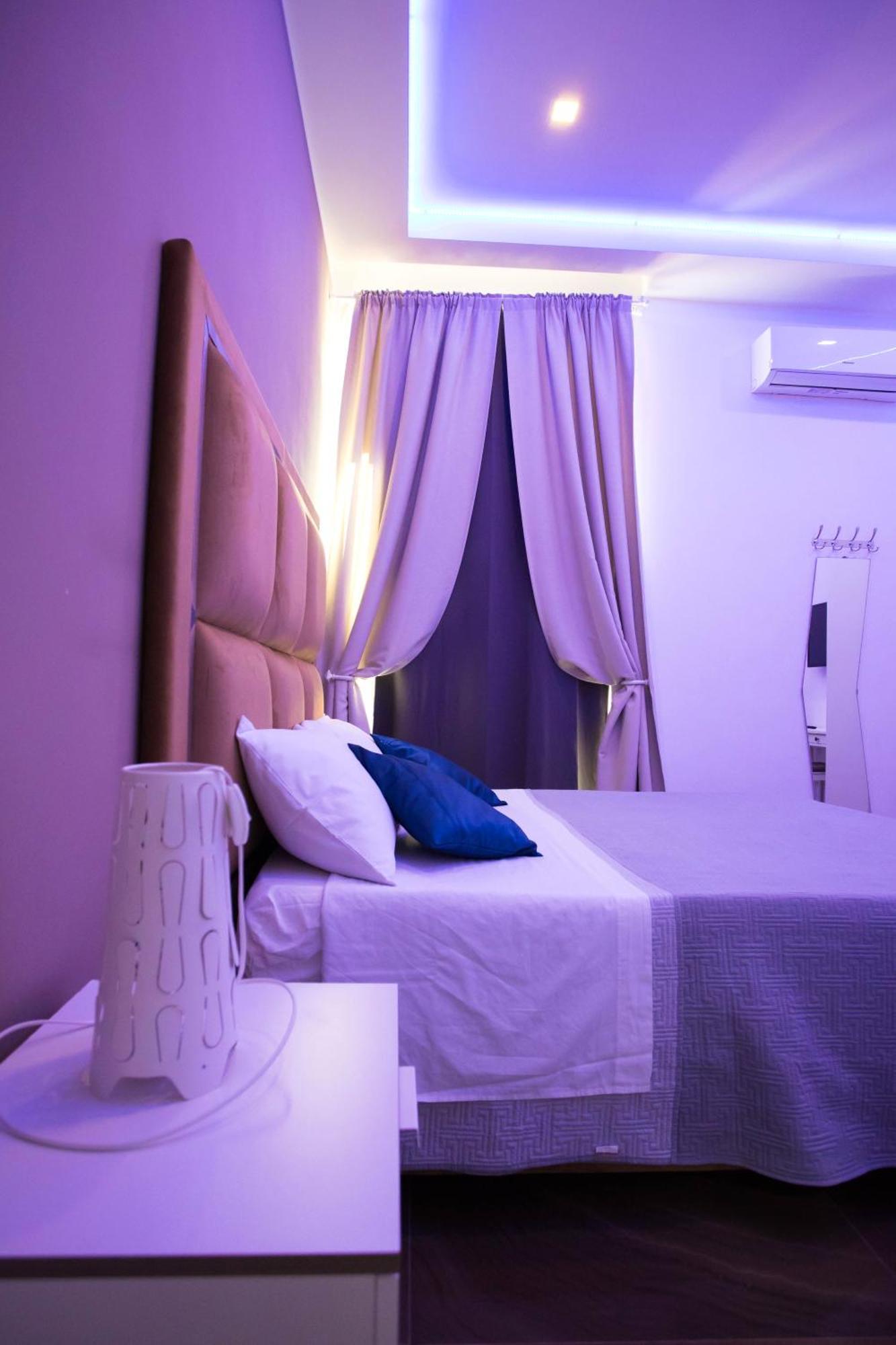 Palazzo 15 Napoli Bed & Breakfast Bagian luar foto