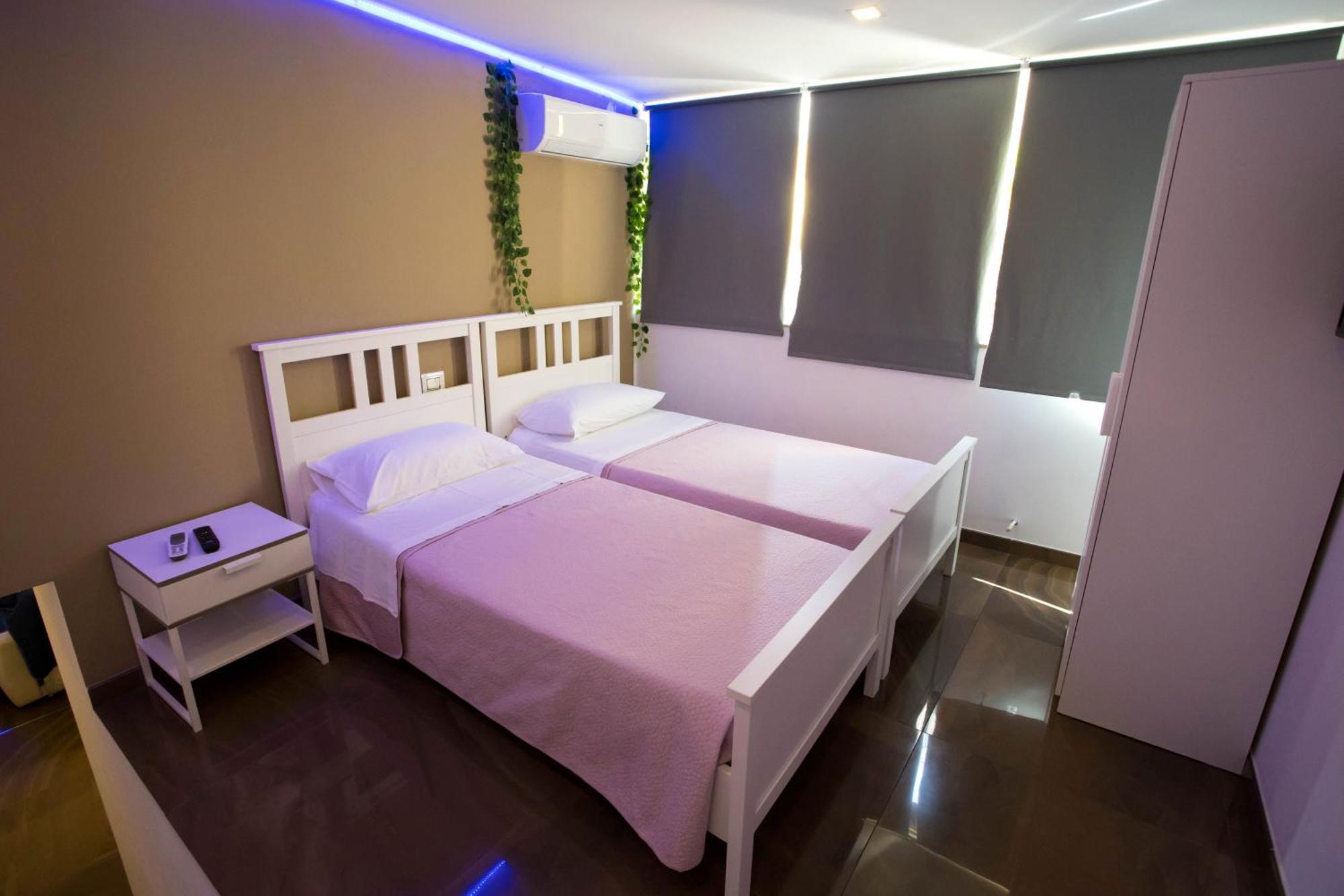 Palazzo 15 Napoli Bed & Breakfast Bagian luar foto