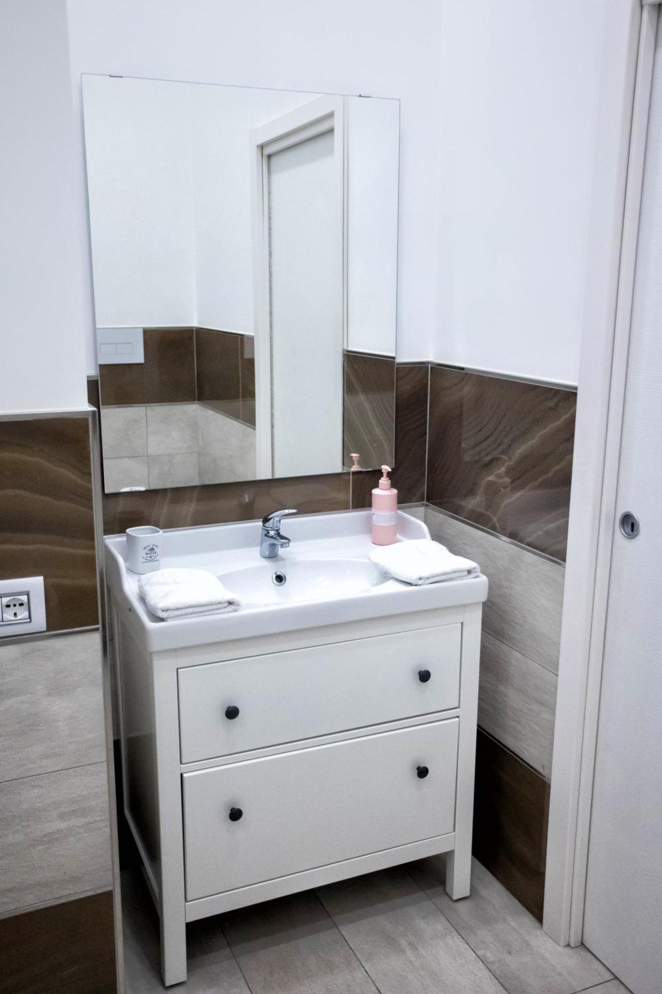 Palazzo 15 Napoli Bed & Breakfast Bagian luar foto