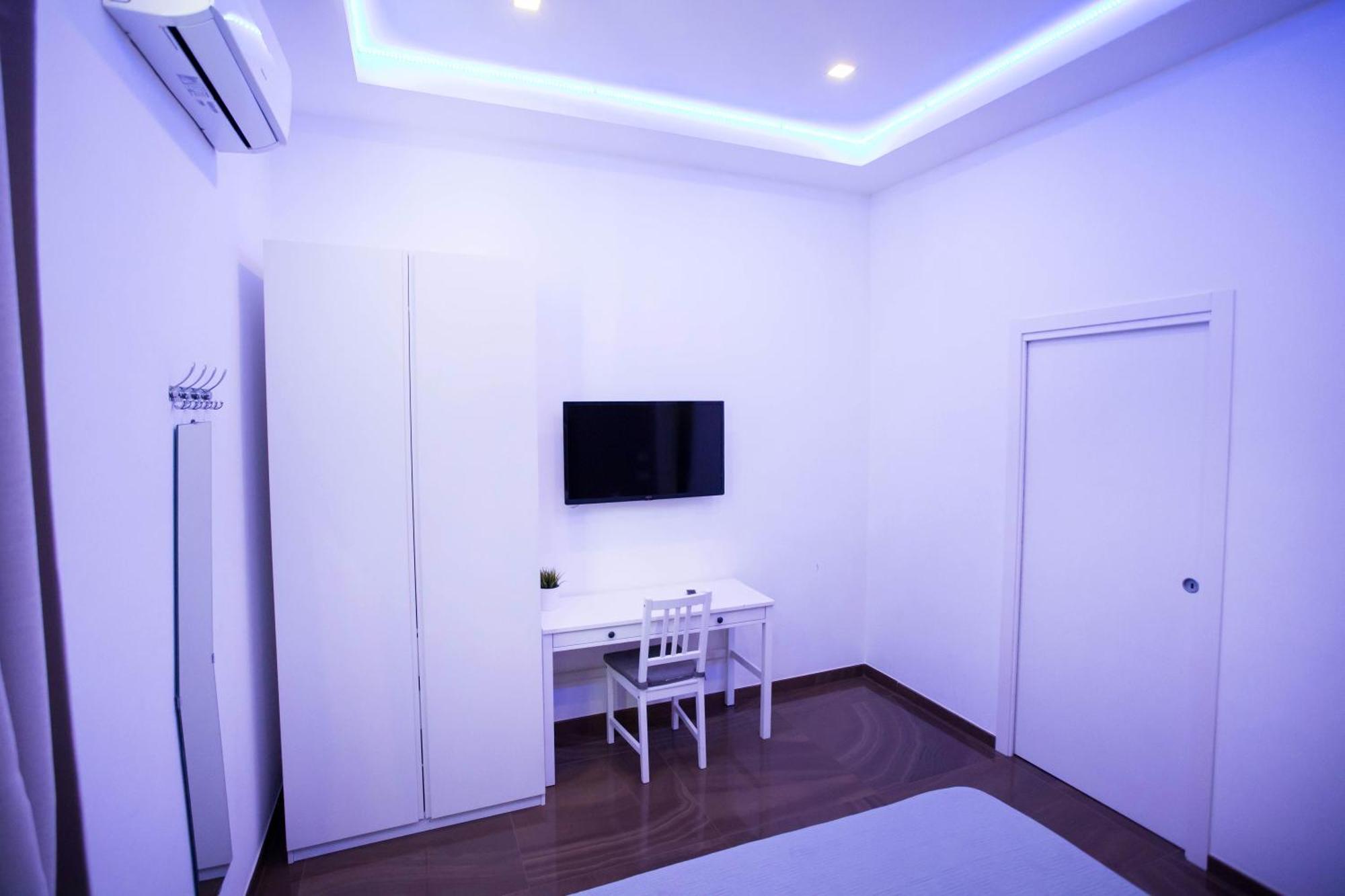 Palazzo 15 Napoli Bed & Breakfast Bagian luar foto