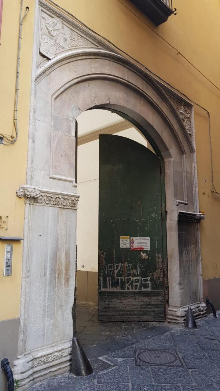 Palazzo 15 Napoli Bed & Breakfast Bagian luar foto